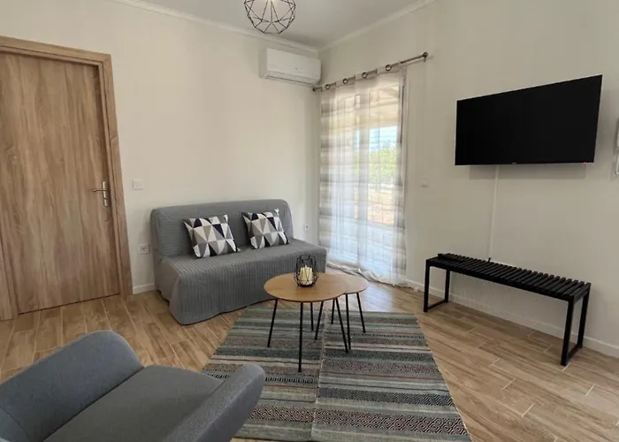 Casa Plati 2 *